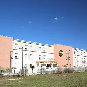 bb-hotel-marseille-aeroport-st-victoret.fr-provencehotel.com/