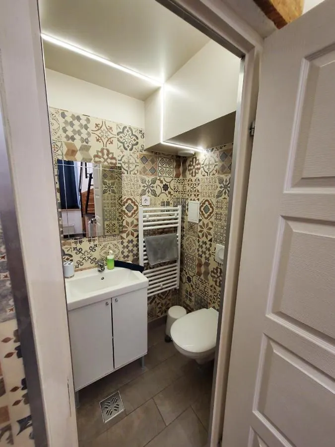 בודפשט Economy Rooms And Apartments